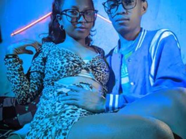 go to chat with PassionTwins
