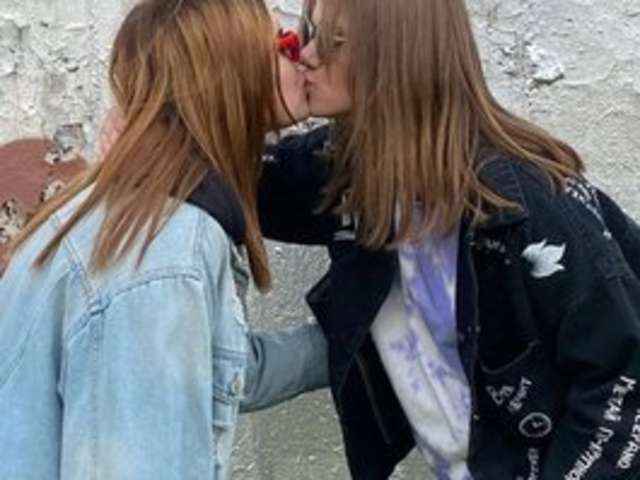 PASSIONATE_GIRLS amateur webcam photo