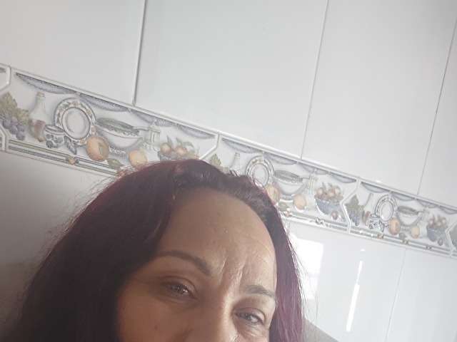 go to chat with Paula19