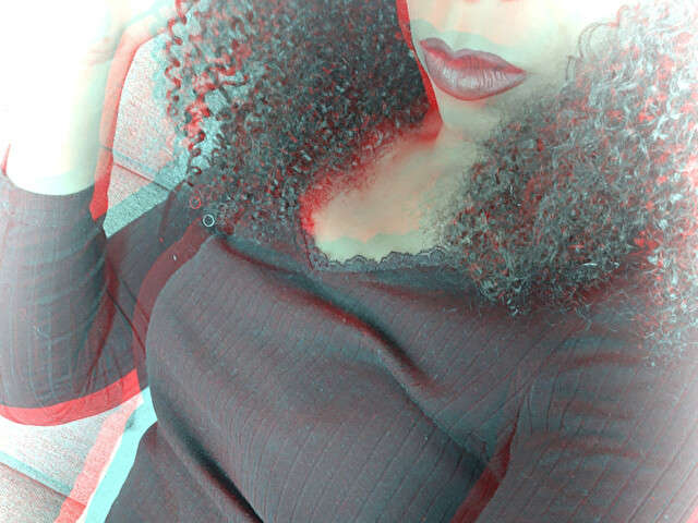 go to chat with PeachEbony