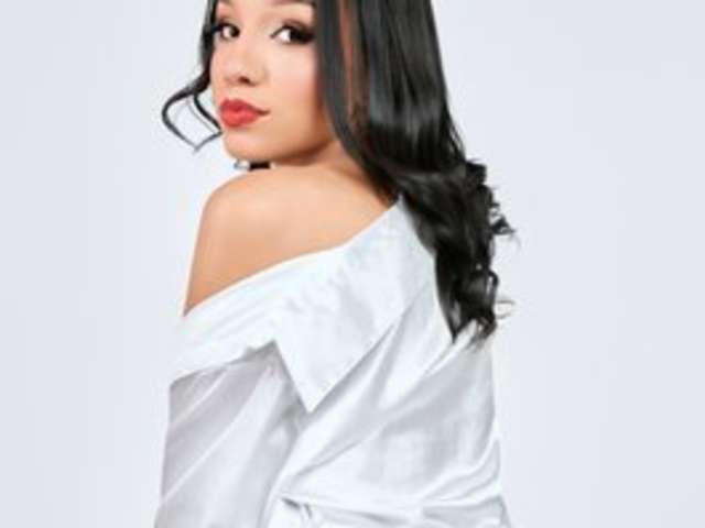 go to chat with PerlaaRouse