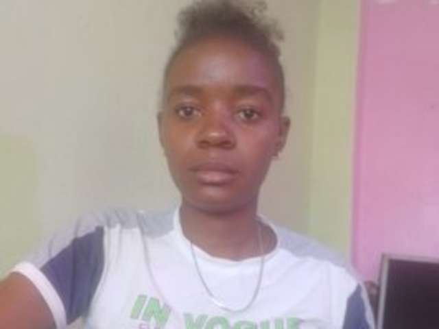 go to chat with Petite-200