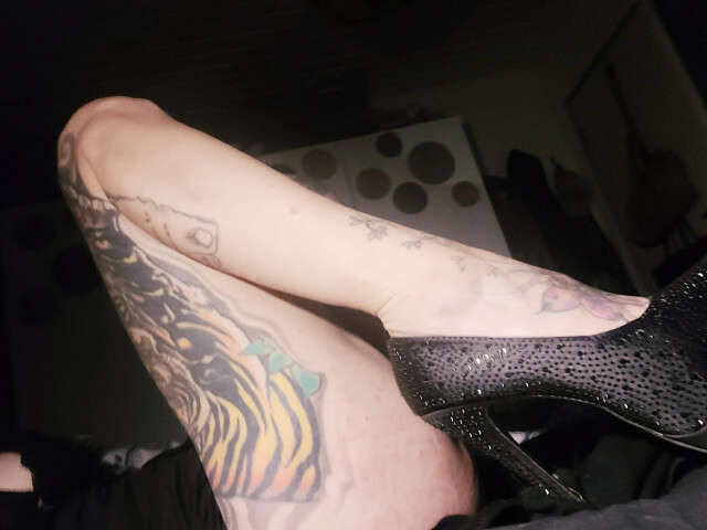 go to chat with PetiteH