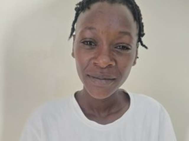 go to chat with Petiteebony1