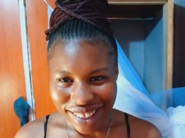 go to chat with Pinkiesweet