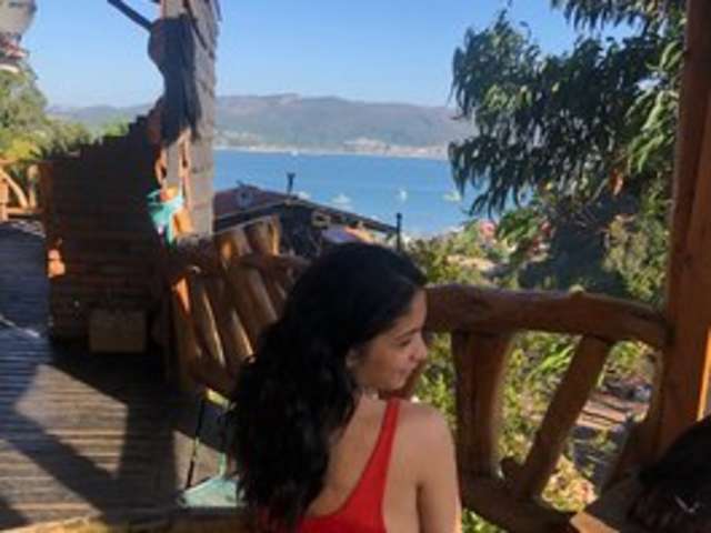 go to chat with Pinkyluna