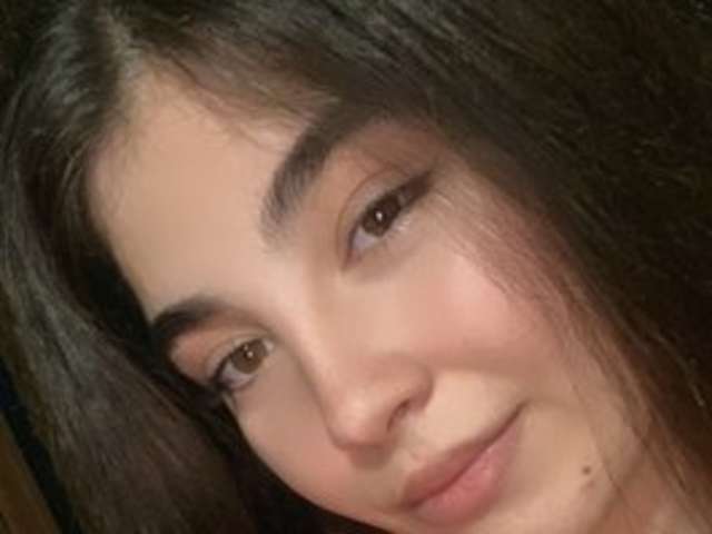 go to chat with Polii1