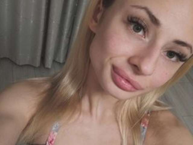 go to chat with PollyMillees