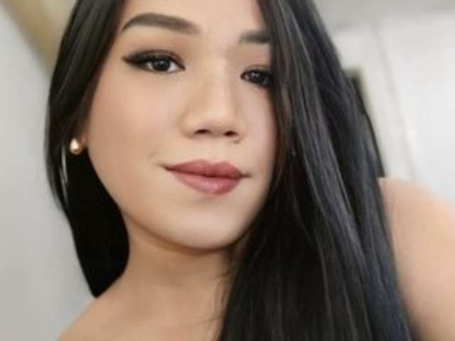 go to chat with PreggyMika