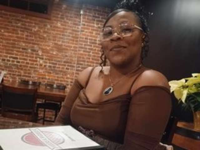 go to chat with PrettyBrown