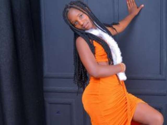 go to chat with Prettybii