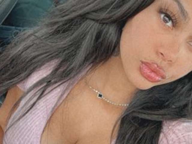 go to chat with Princess1tick