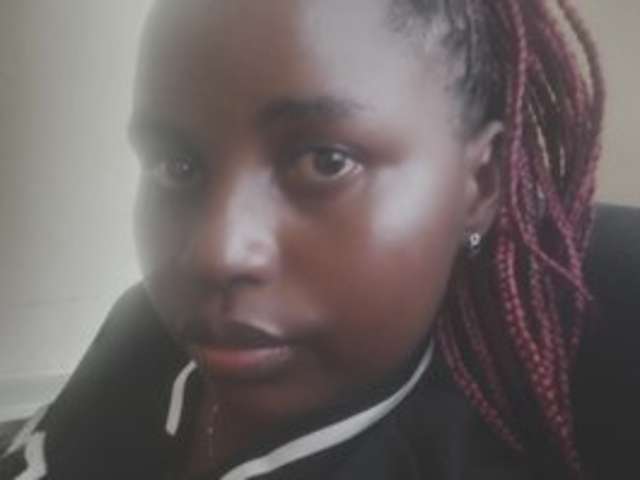 go to chat with Queen-Triz