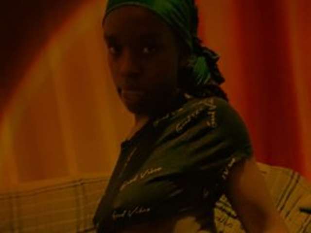 go to chat with Queen-of-hearts