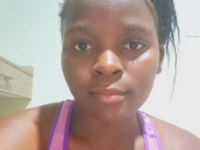 go to chat with Queen-venny