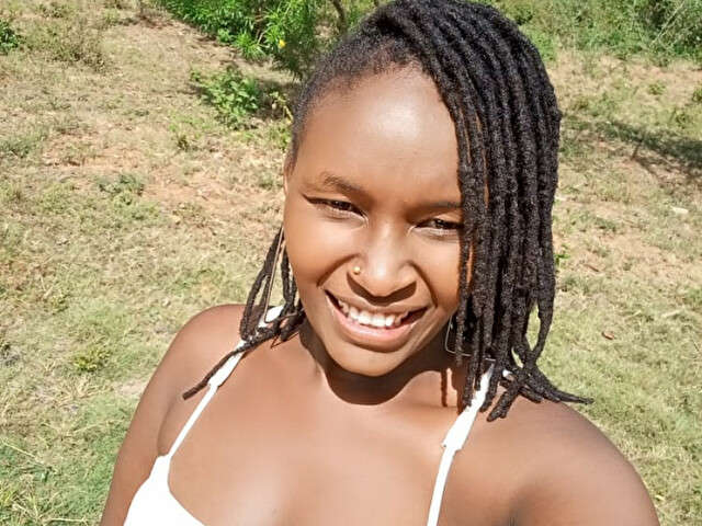go to chat with Queenbee1