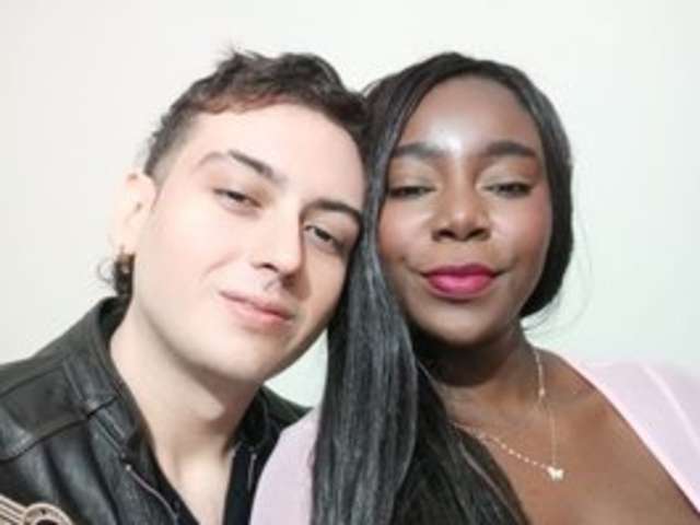 go to chat with Queenkarin
