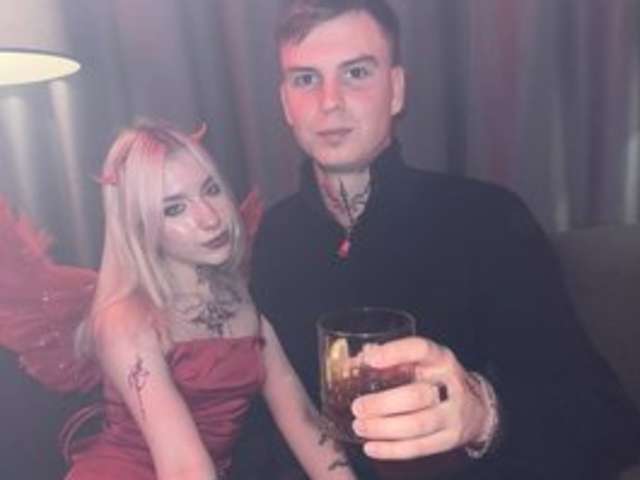 go to chat with RED-SEXY