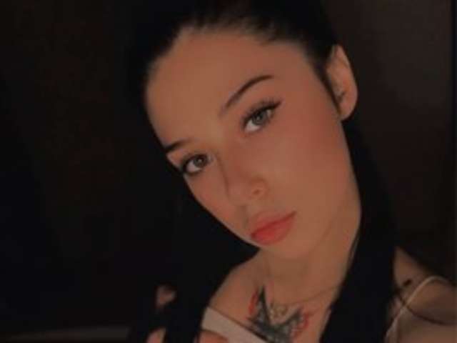 go to chat with RaeMoon