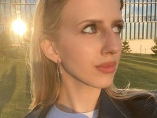 RAISABRENTZ amateur webcam photo