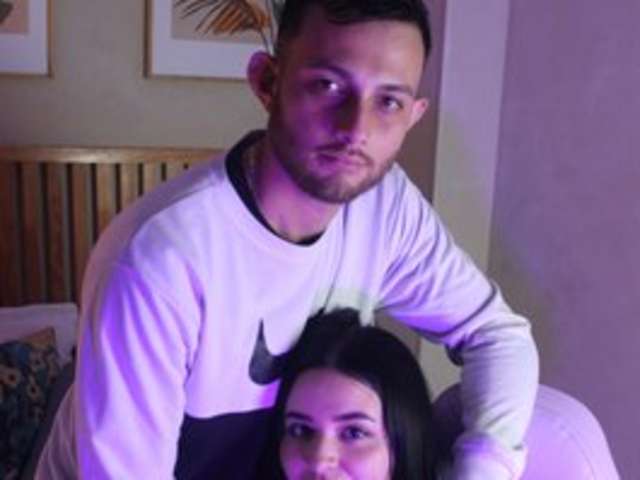 go to chat with RaulAndEvelyn