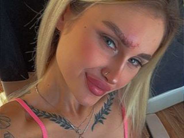 go to chat with Ravenaaaa