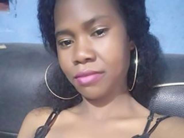 go to chat with Raya3