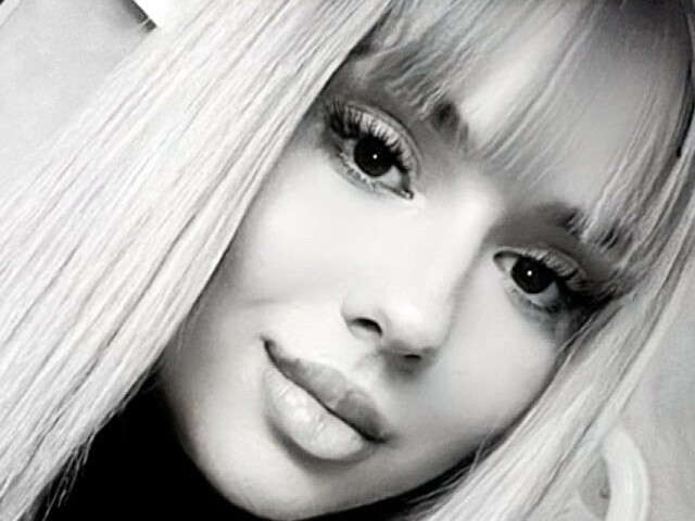 go to chat with Raysa