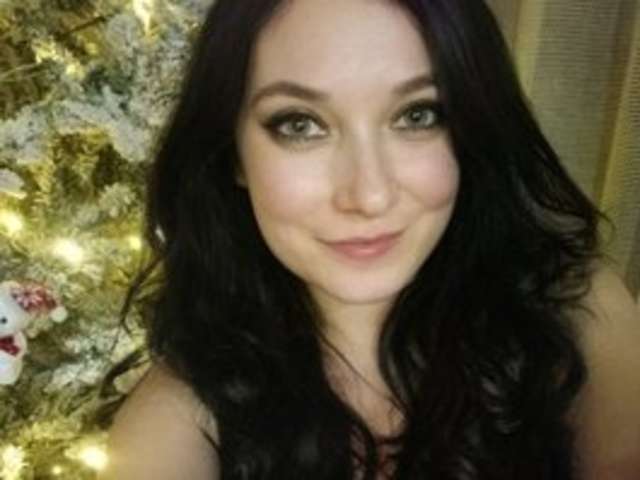go to chat with Ria_34