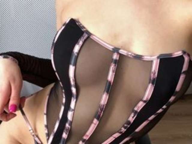 go to chat with RileySteele19