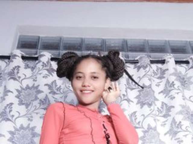 go to chat with Rinah77xx