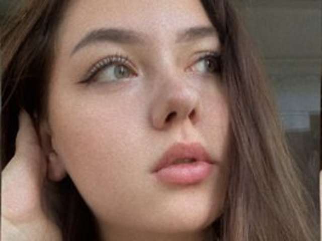 go to chat with Rinas
