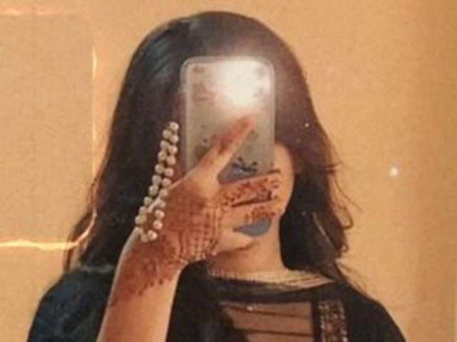 go to chat with RiyaSpark