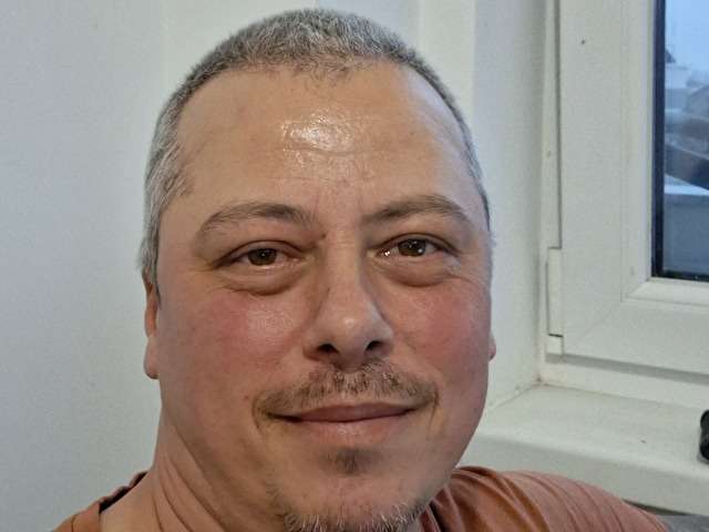 go to chat with RoccoJr