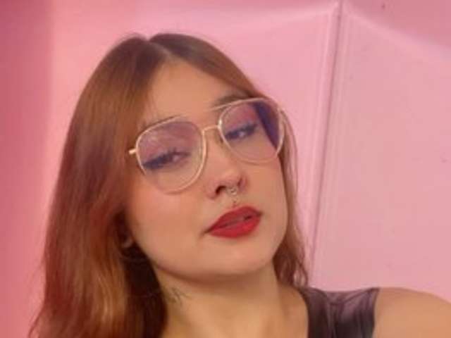 go to chat with RominaBacker