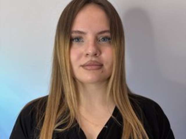 go to chat with RoniRicheson