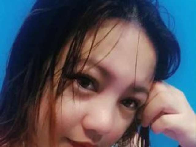 go to chat with RoseSLUTsquirt