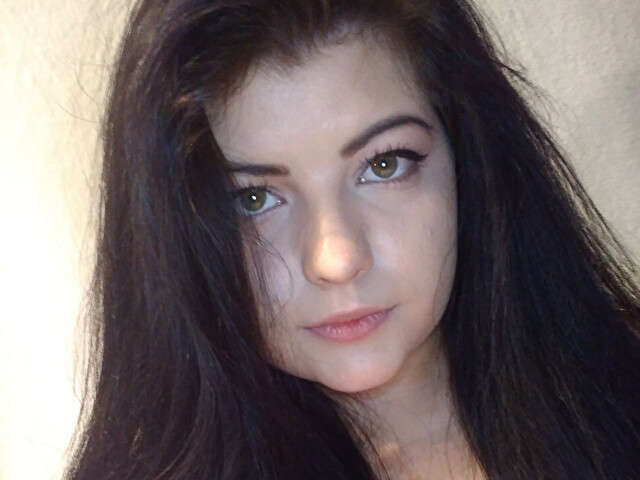 go to chat with Rosebelle