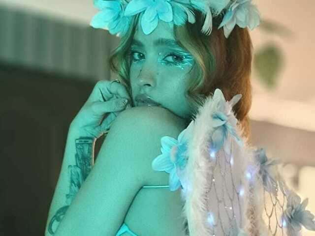 go to chat with RosellSttorm