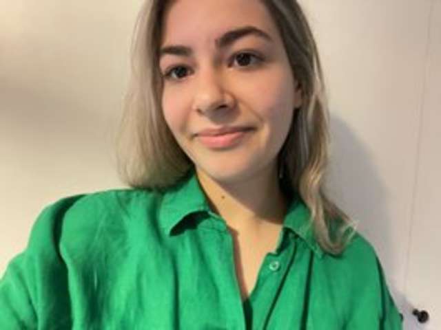 go to chat with RosieJune