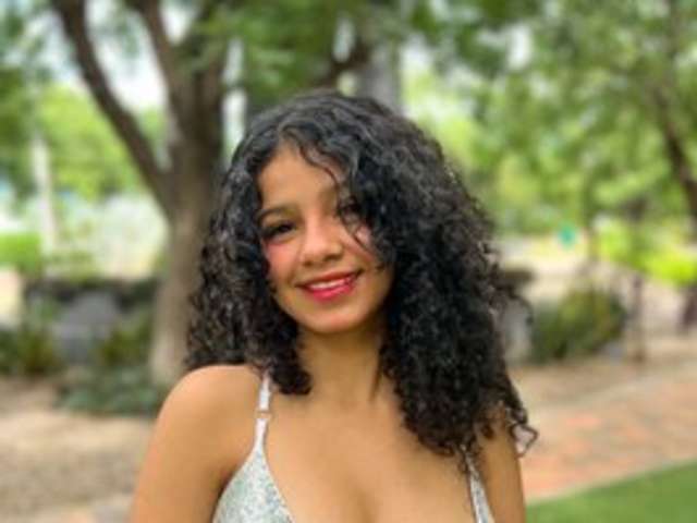 go to chat with Ross-sex18