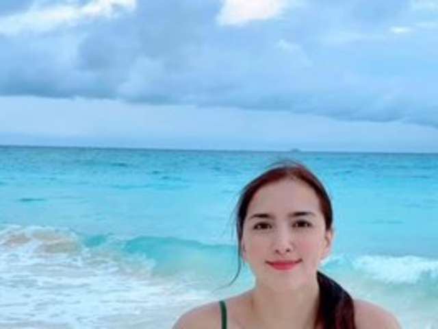 ROSSELYN amateur webcam photo