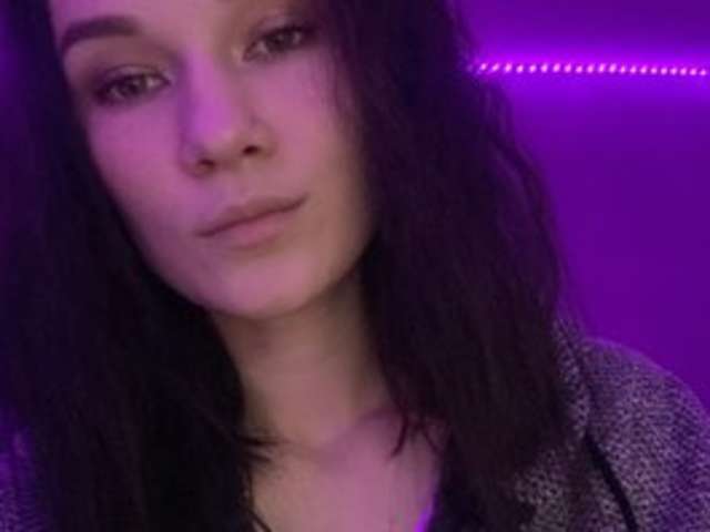 go to chat with RosyLaKens