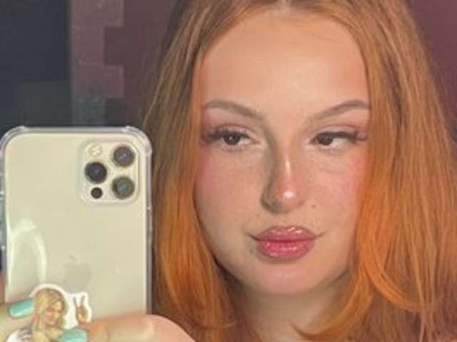 go to chat with RoxieMermaid2006