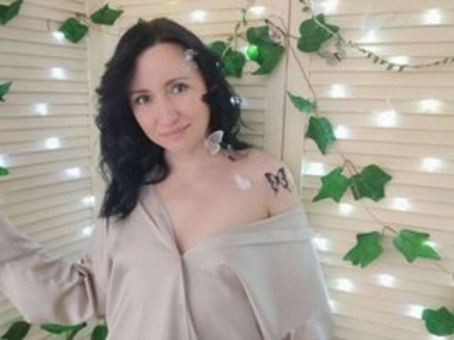 go to chat with RoxyStar