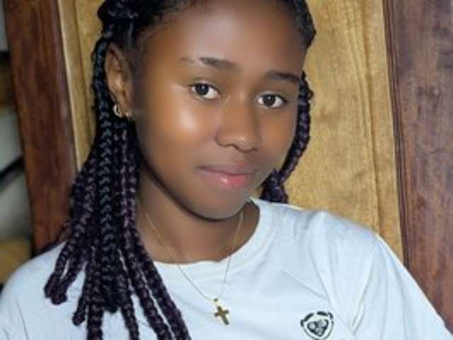 go to chat with Royal-lady