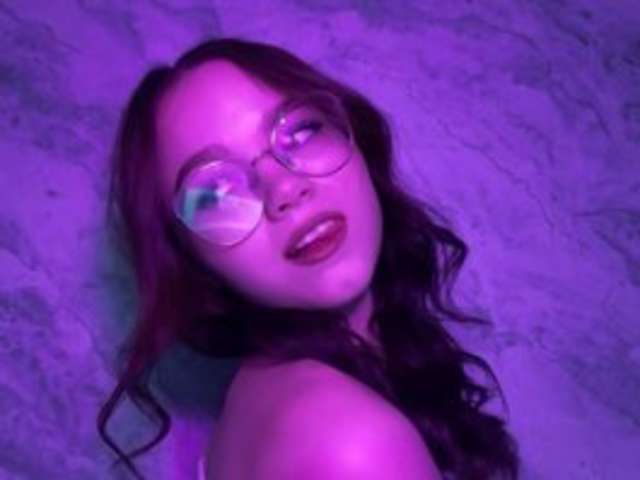 go to chat with Ryfinass