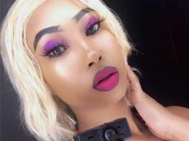 go to chat with SQUIRTebonyQUEEN