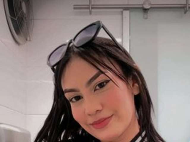 go to chat with SabrinnaTaylor