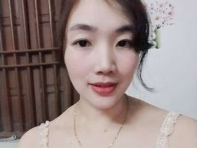 go to chat with Sahara2